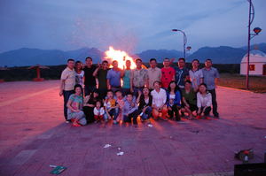 天泰豪盛员工乌龙峡团建活动