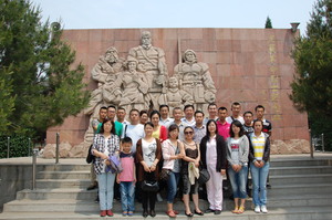 定襄县红色教育基地合影